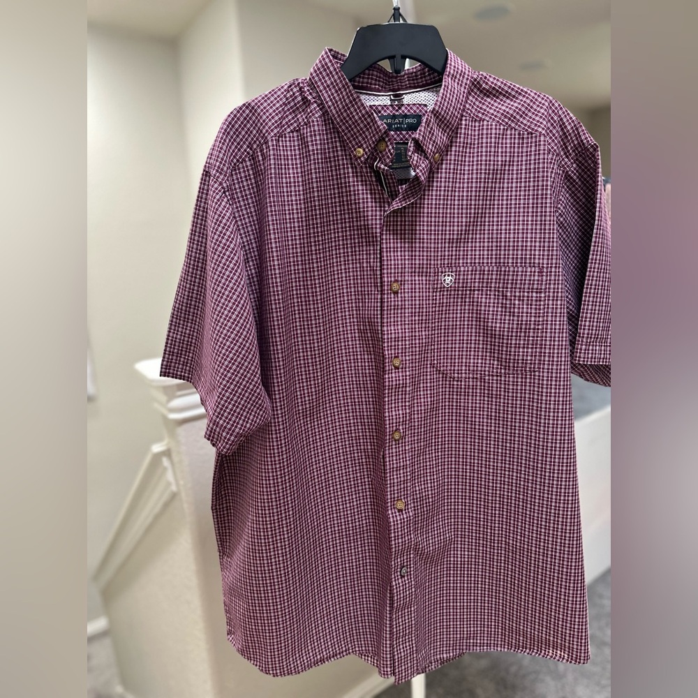 COPY - Ariat Short Sleeve Button Shirt Men’s Size XL